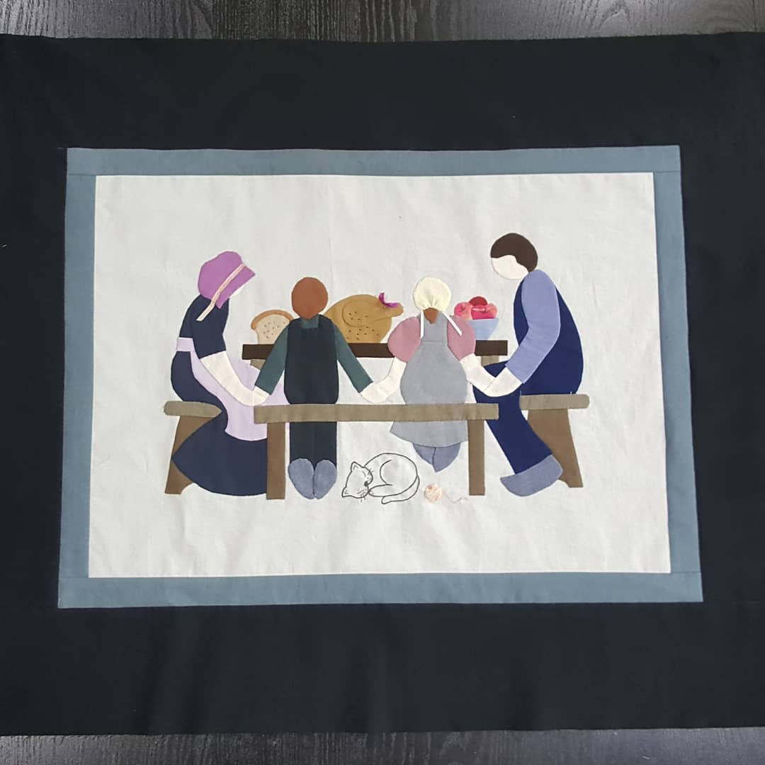 Papa family — 식탁 장면 패널